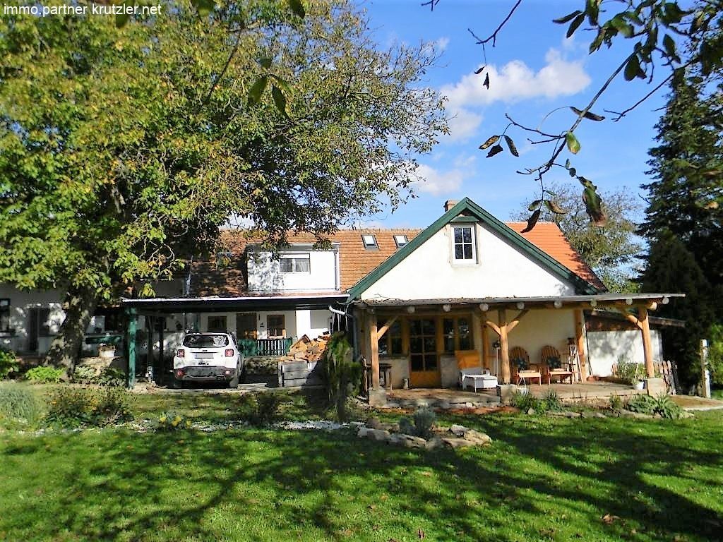 Carport Terrasse Gästehaus (1)