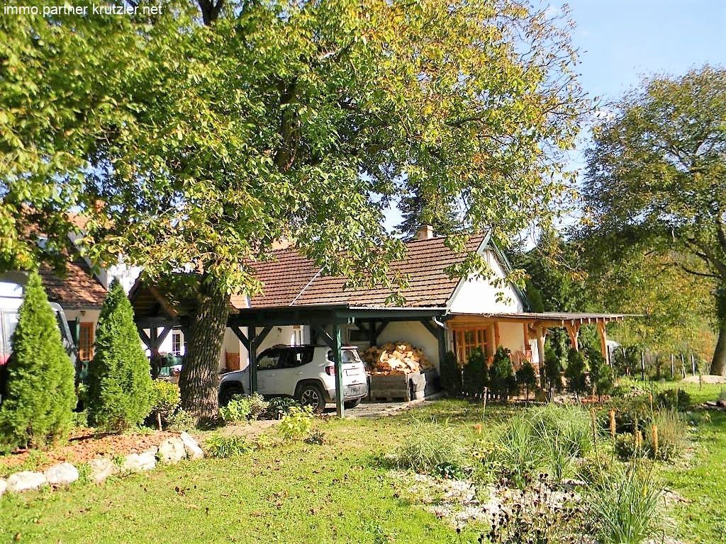 Gästehaus mit Terrasse Pergola